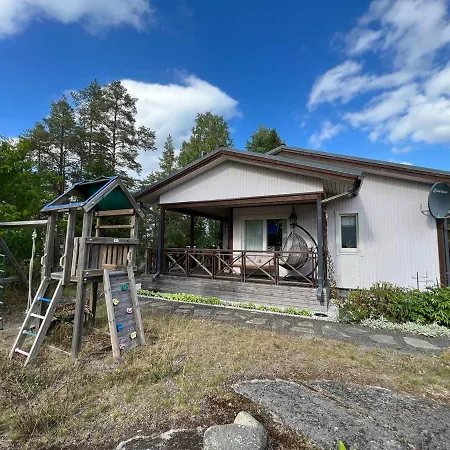 Kivisalmi Villa *
